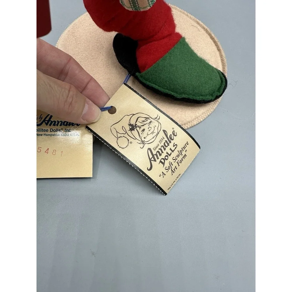Vintage 1996 Annalee Doll Santa Claus Painting Toy Boat Apron, 12